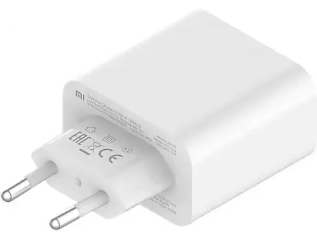 Carg&aacute; tus dispositivos de forma segura con el cargador Xiaomi 22.5W original. Compatible con Quick Charge 3.0, dise&ntilde;o compacto y protecci&oacute;n inteligente.