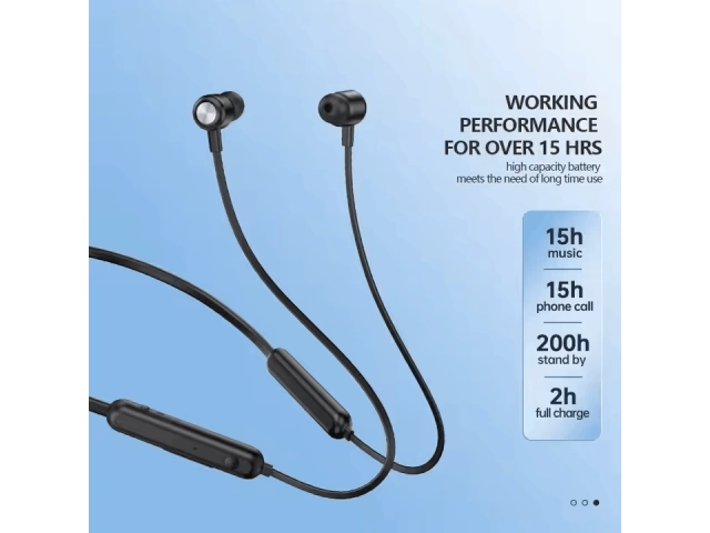 Detalle del puerto USB-C del Foneng BL35 para carga rápida y eficiente.