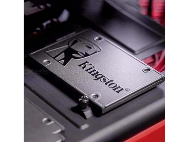 Instalación fácil del SSD Kingston 960GB para mejorar el rendimiento de laptops y PCs en Uruguay.
