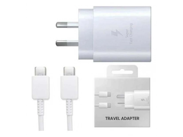 Cargador Samsung EP-T1510 (15W, blanco) con cable USB-C a USB-C incluido. Solución de carga completa y original. Avlis