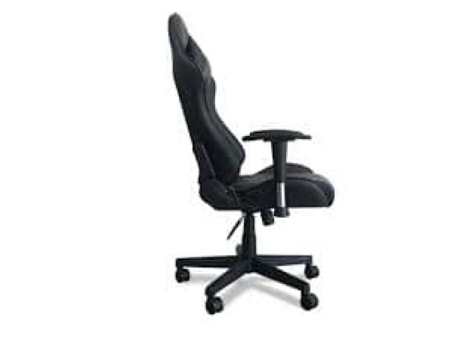 Elev&aacute; tu juego con la Silla Gamer Perseo Pegasus Negro/Dorado. Dise&ntilde;o ergon&oacute;mico, reclinaci&oacute;n 180&deg;, materiales premium y estilo exclusivo. &iexcl;Compr&aacute; la tuya!