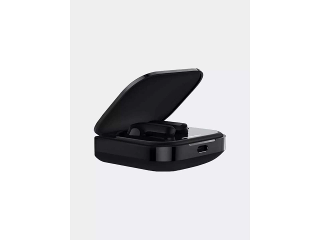 Persona disfrutando de los auriculares Xiaomi Redmi Buds 6 Play negros en su día a día, venta en Avlis. Persona disfrutando de los auriculares Xiaomi Redmi Buds 6 Play negros en su día a día, venta en Avlis.